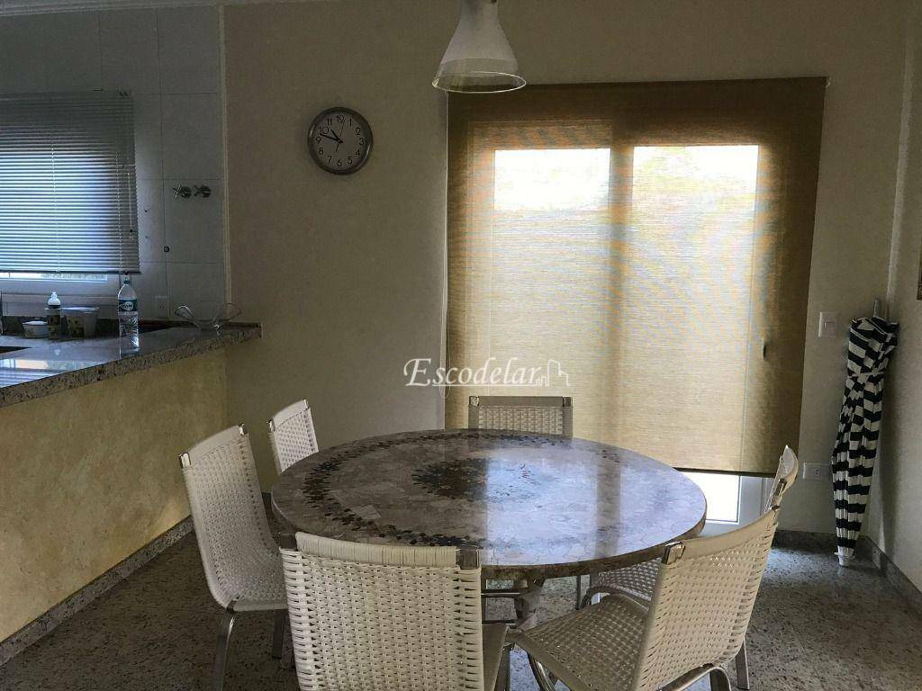 Casa de Condomínio à venda com 4 quartos, 400m² - Foto 15