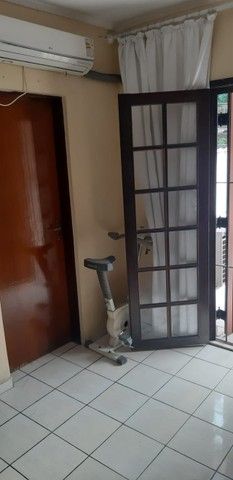 Sobrado à venda com 3 quartos, 201m² - Foto 4