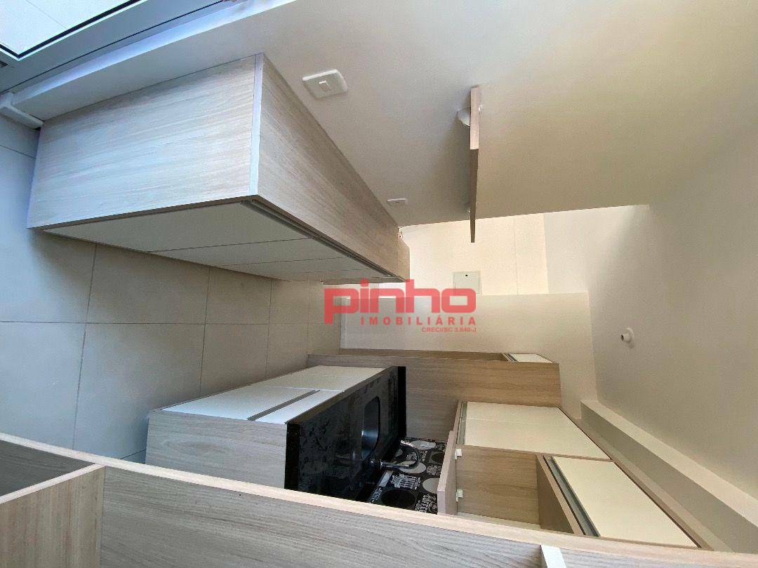 Apartamento à venda com 2 quartos, 68m² - Foto 29