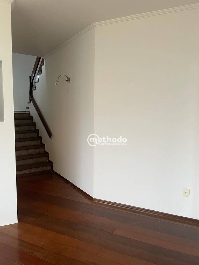 Casa à venda com 3 quartos, 206m² - Foto 9