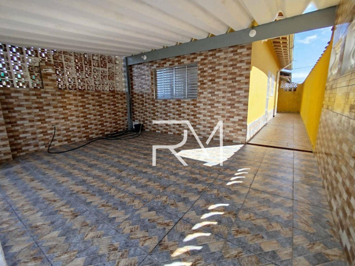 Casa à venda com 1 quarto, 76m² - Foto 1