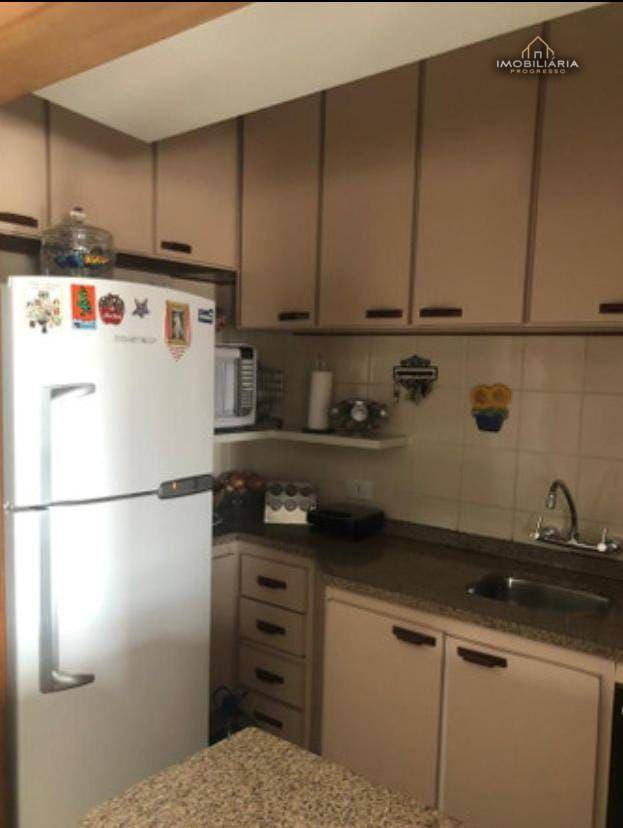 Apartamento à venda com 2 quartos, 66m² - Foto 8