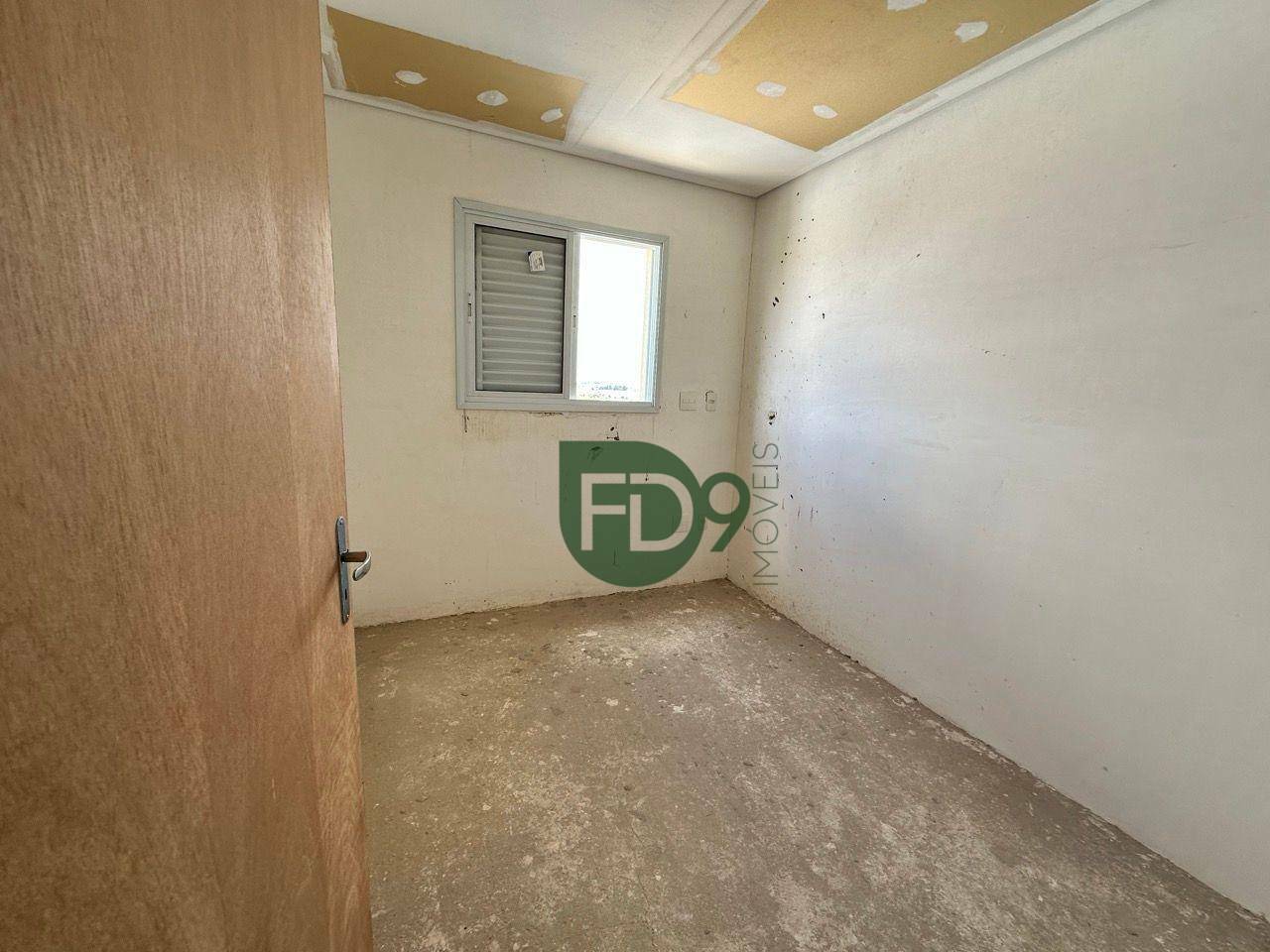 Apartamento à venda com 2 quartos, 82m² - Foto 10