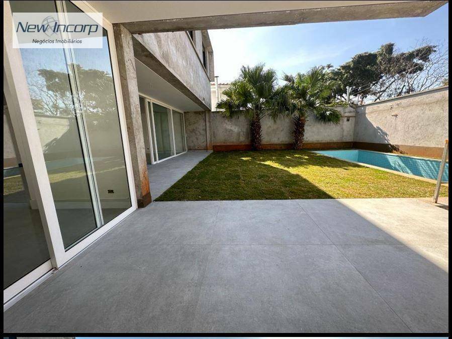 Casa de Condomínio à venda com 4 quartos, 450m² - Foto 4