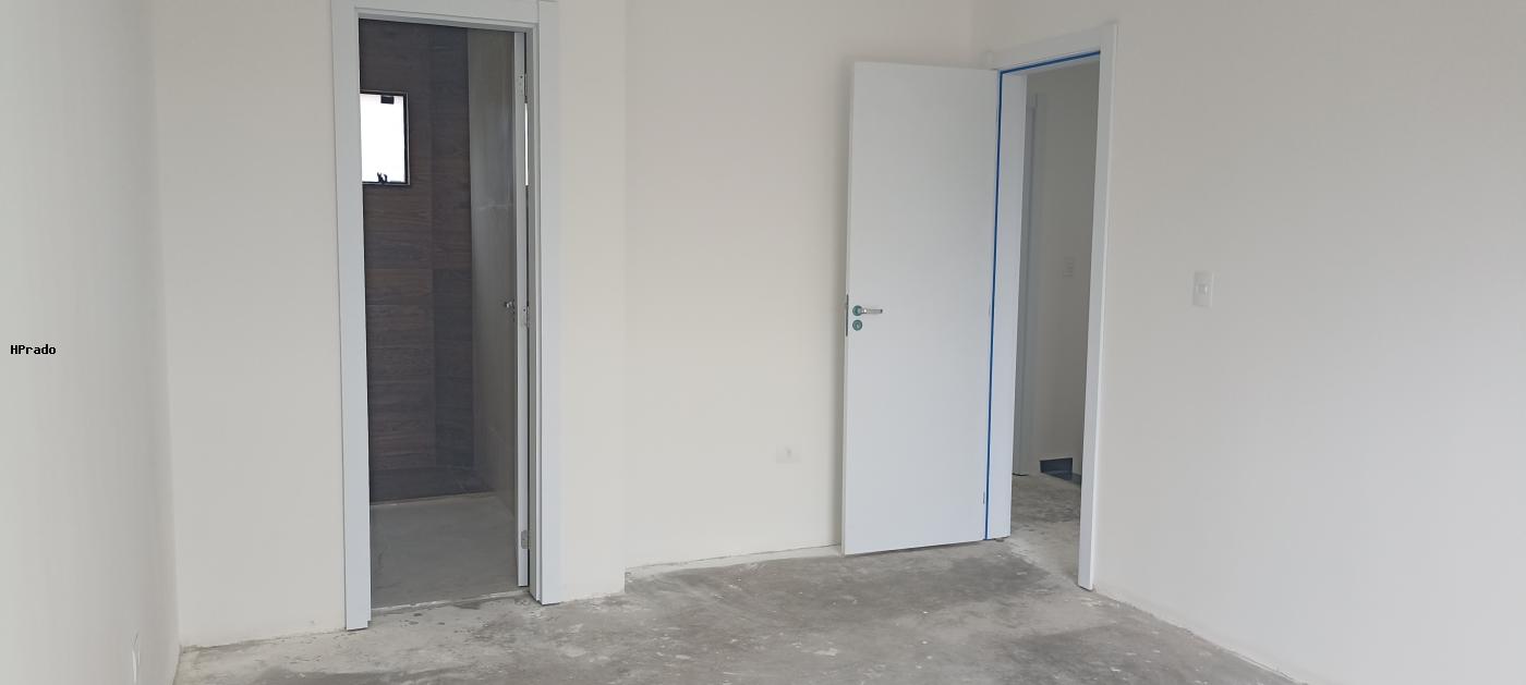 Sobrado à venda com 3 quartos, 200m² - Foto 11