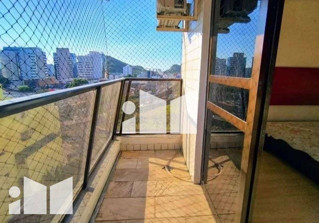 Apartamento à venda com 3 quartos, 147m² - Foto 4