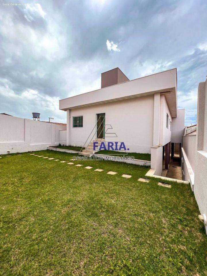 Casa à venda com 3 quartos, 240m² - Foto 21