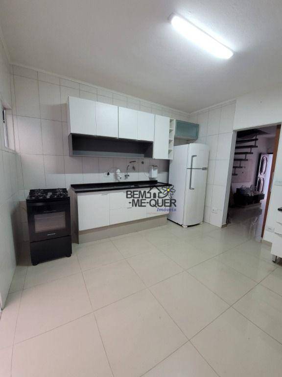 Sobrado à venda com 2 quartos, 90m² - Foto 4