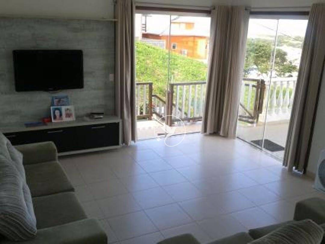 Casa de Condomínio à venda com 3 quartos, 138m² - Foto 1