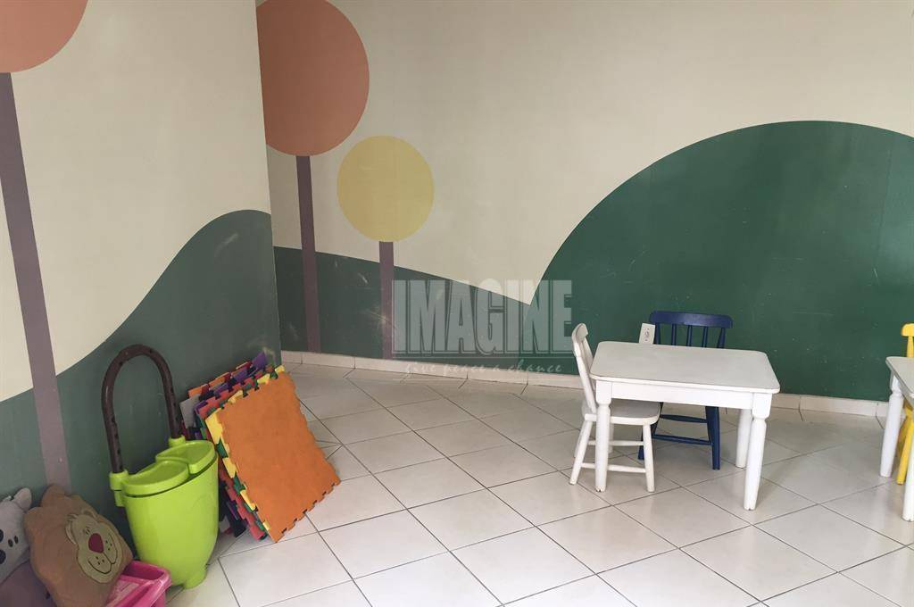 Apartamento à venda com 2 quartos, 48m² - Foto 25