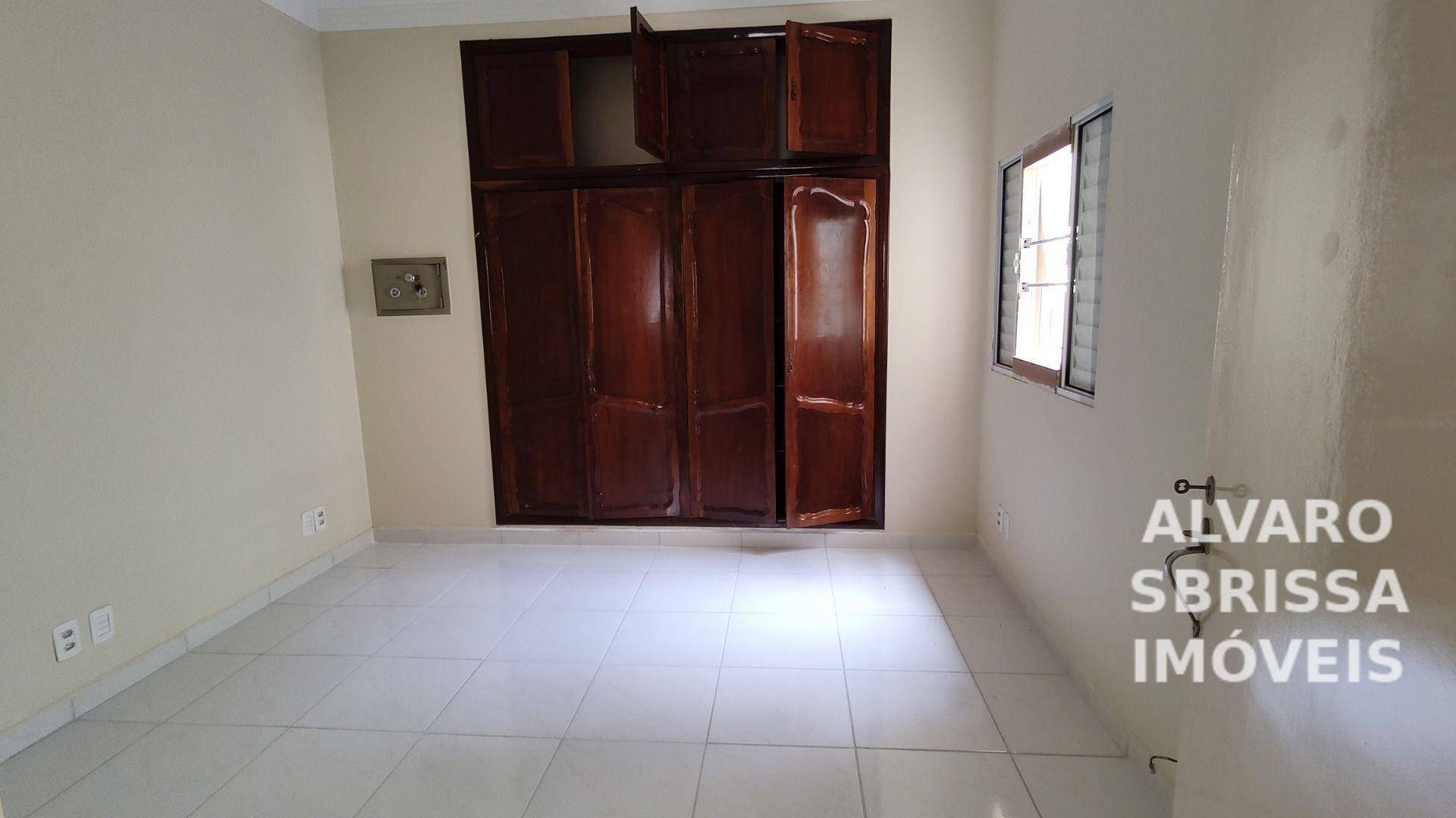 Casa à venda com 2 quartos, 156m² - Foto 15