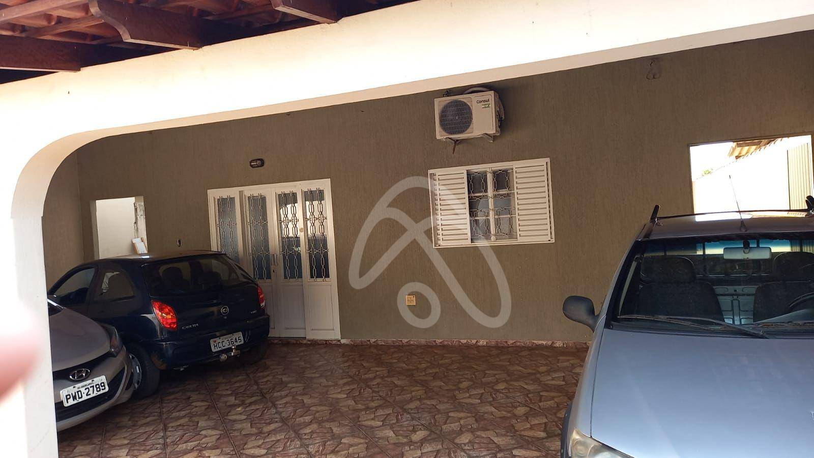 Casa à venda com 3 quartos, 200m² - Foto 21