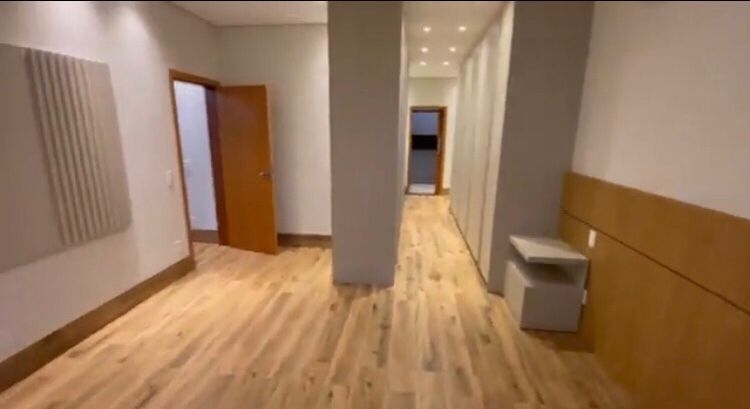 Casa à venda com 3 quartos, 200m² - Foto 15