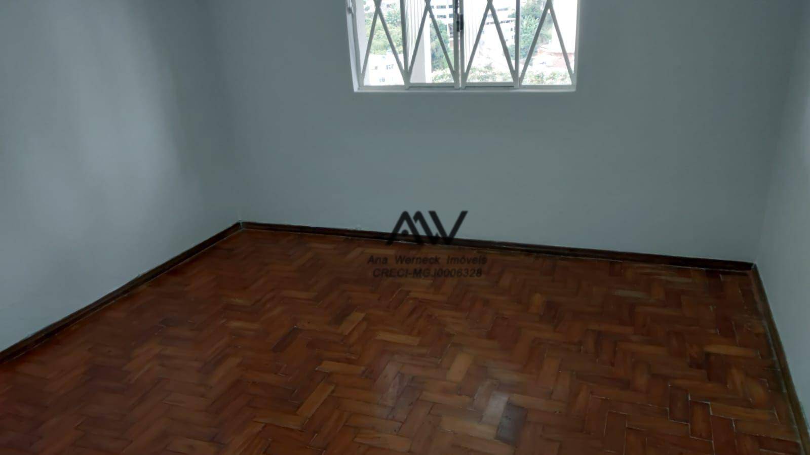 Casa para alugar com 1 quarto, 50m² - Foto 5