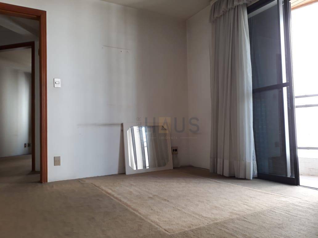 Apartamento à venda com 4 quartos, 160m² - Foto 14