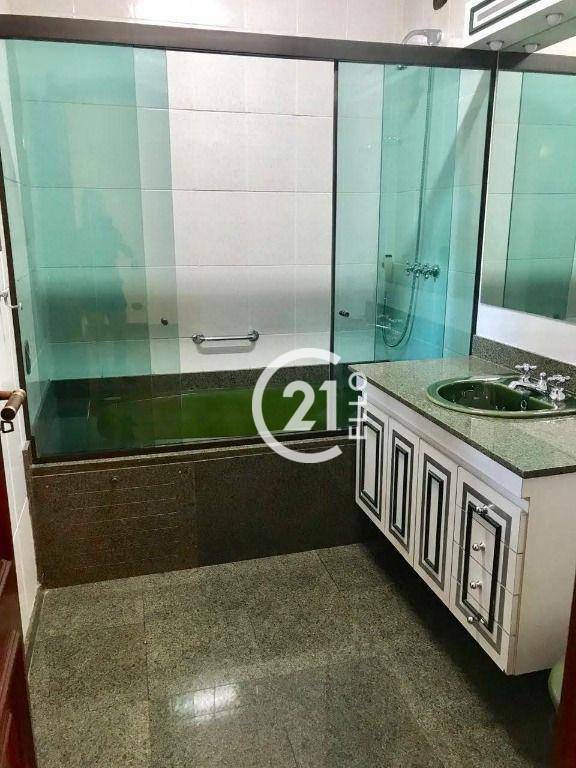 Casa de Condomínio à venda e aluguel com 3 quartos, 240m² - Foto 36