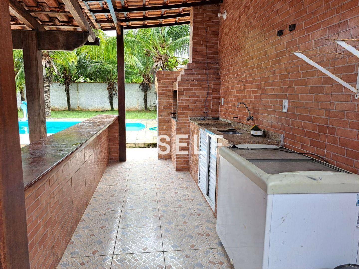 Casa à venda com 5 quartos, 250m² - Foto 5