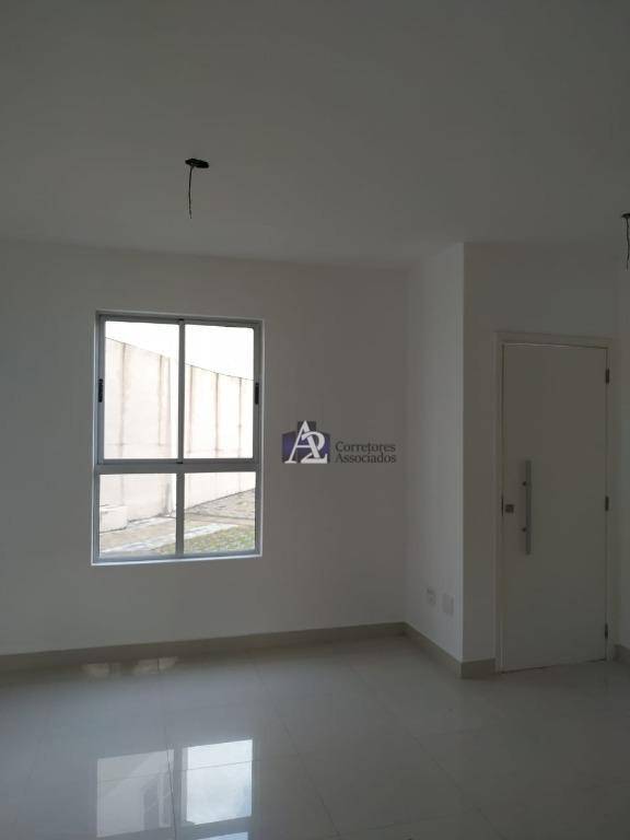 Casa à venda com 4 quartos, 140M2 - Foto 2