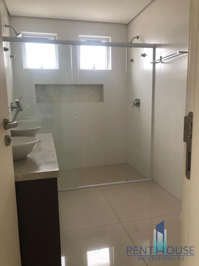 Apartamento para alugar com 3 quartos, 132m² - Foto 12