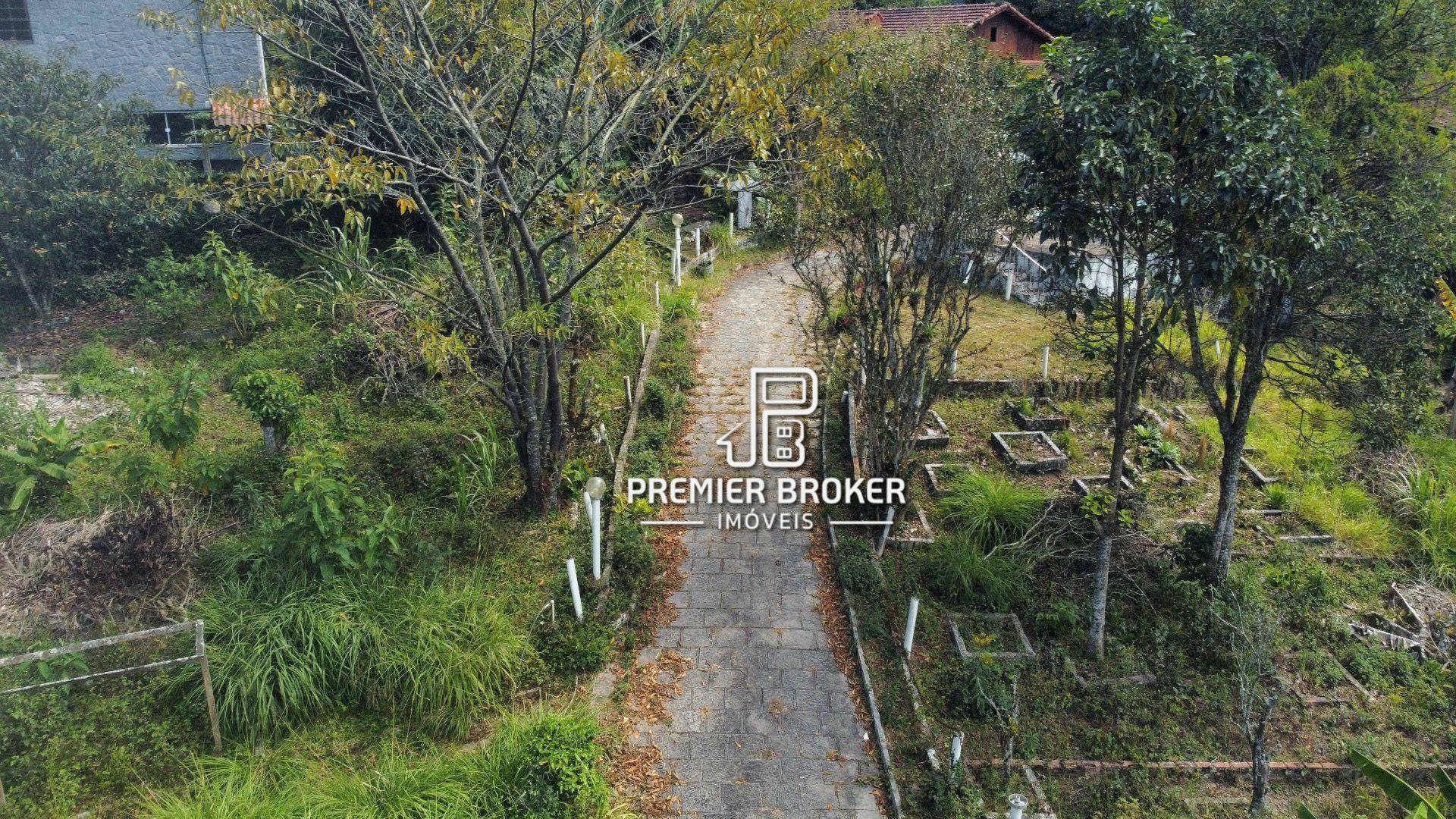 Casa, 3 quartos, 193 m² - Foto 2