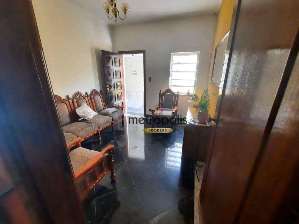 Casa à venda com 7 quartos, 300m² - Foto 7