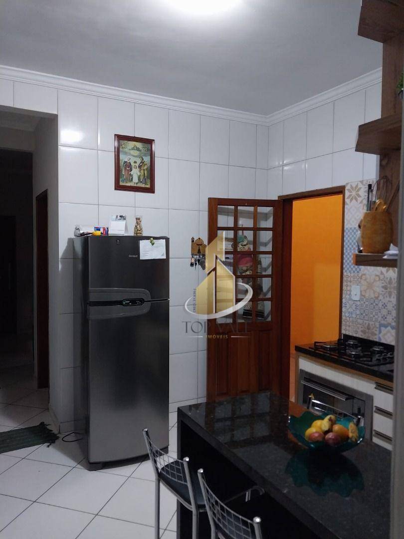 Casa à venda com 3 quartos, 95m² - Foto 8