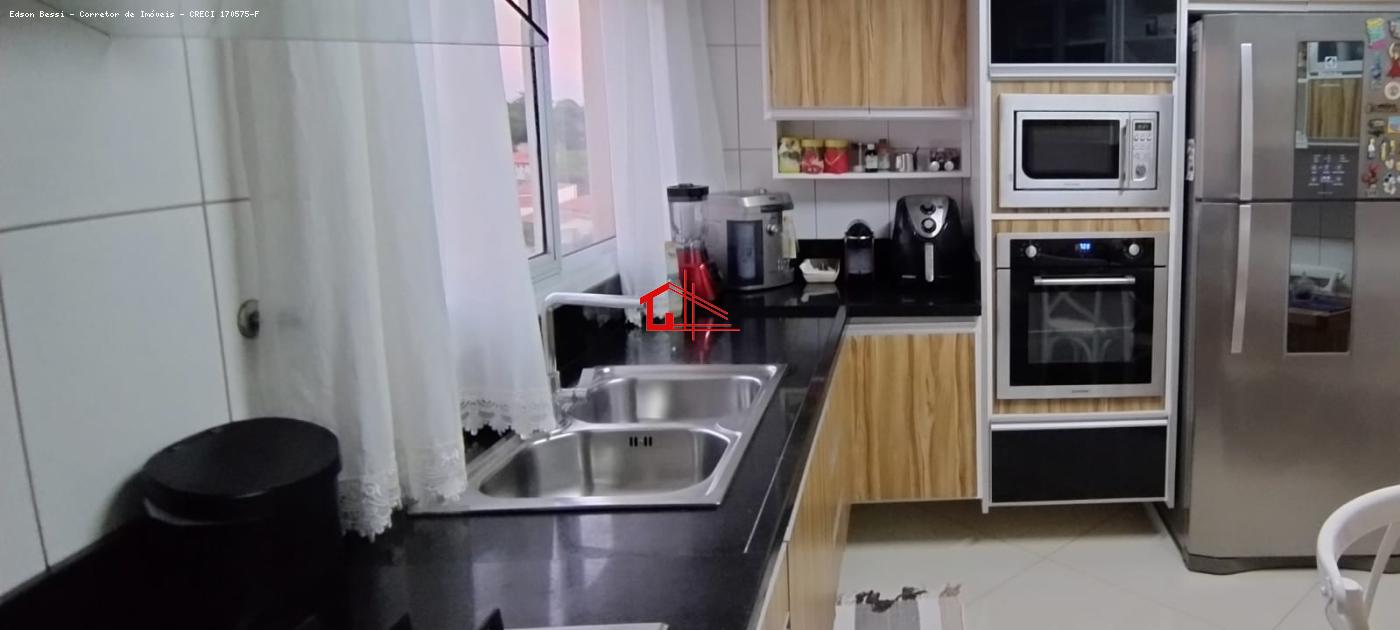 Apartamento à venda com 4 quartos, 212m² - Foto 25