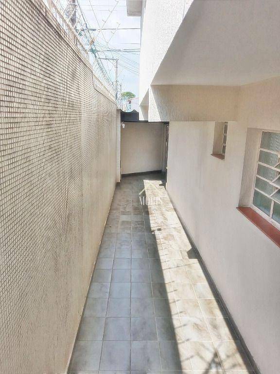 Sobrado à venda com 3 quartos, 175m² - Foto 37