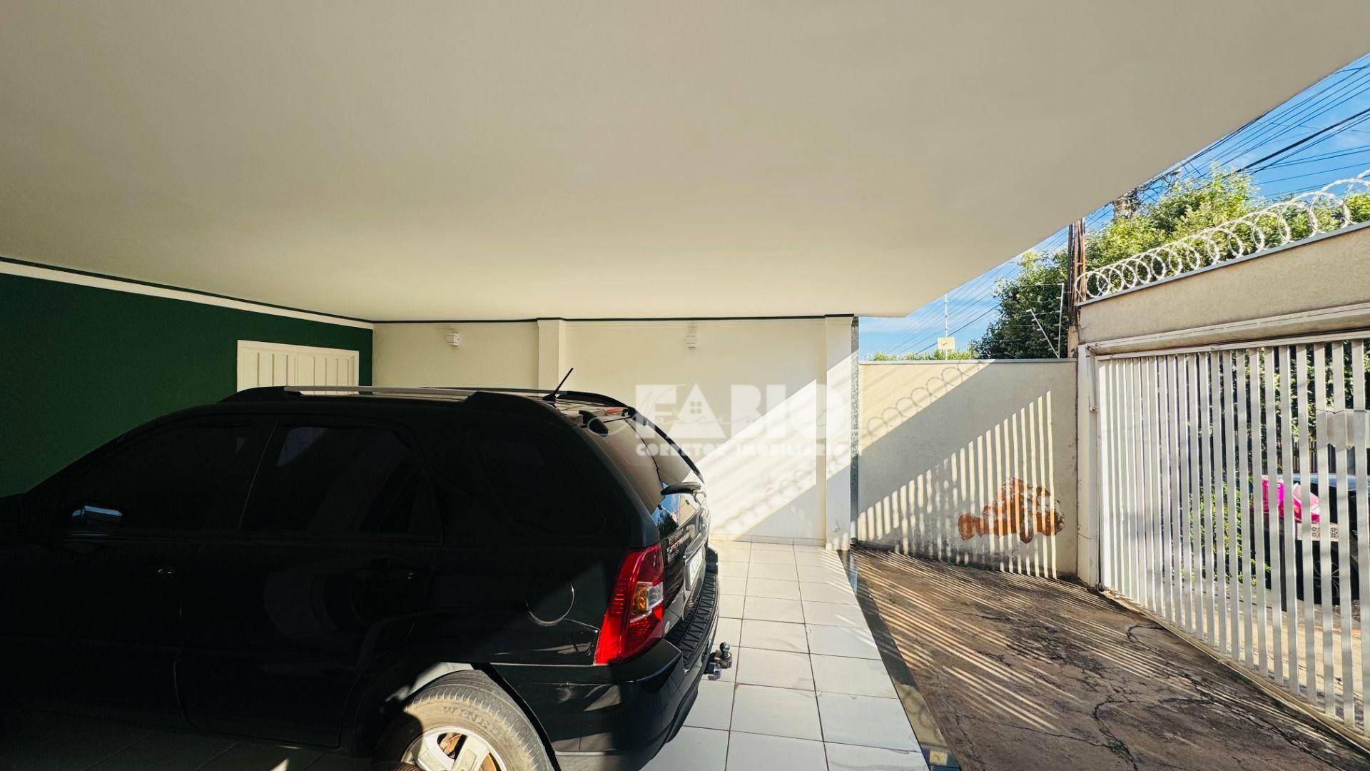 Casa à venda com 3 quartos, 250m² - Foto 5