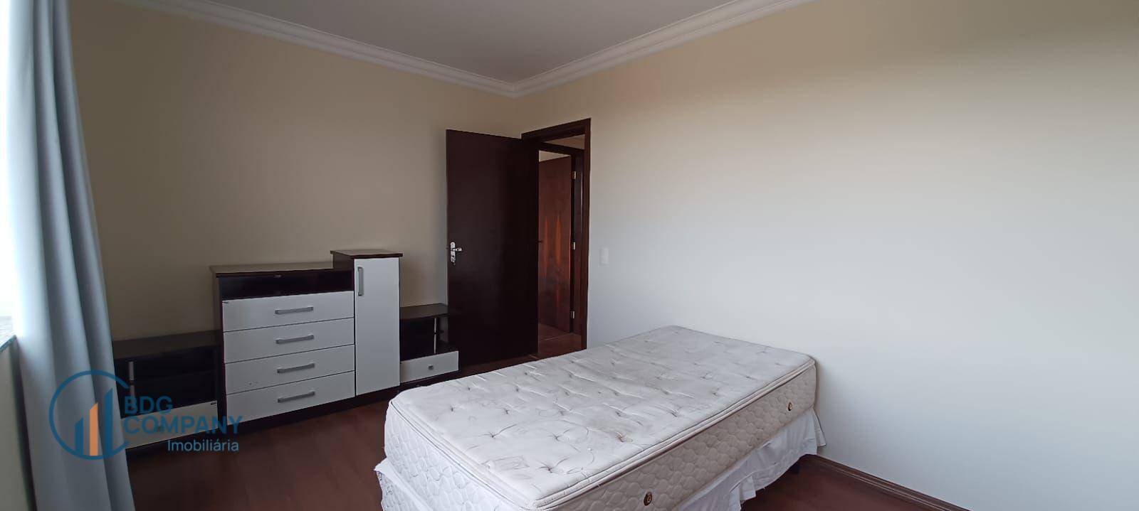 Apartamento para alugar com 3 quartos, 100m² - Foto 41