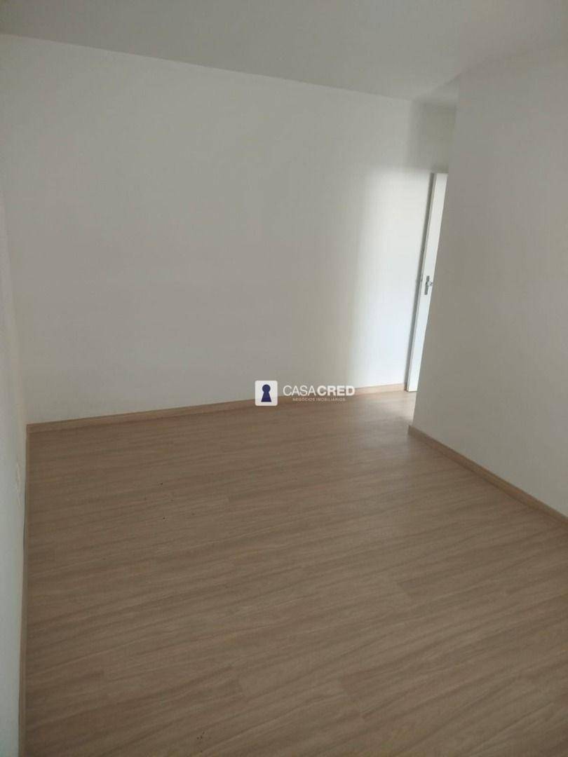 Apartamento à venda com 3 quartos, 75m² - Foto 9