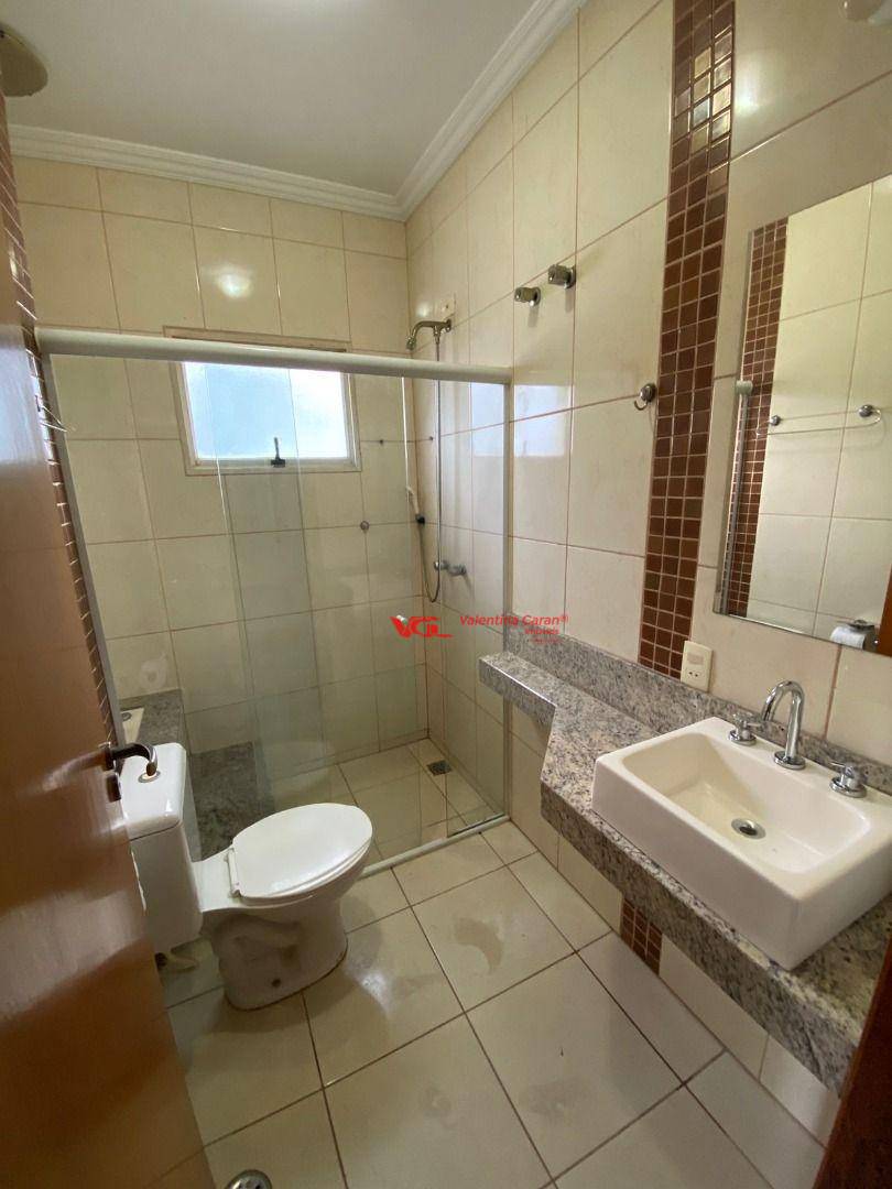 Sobrado à venda e aluguel com 6 quartos, 290m² - Foto 15