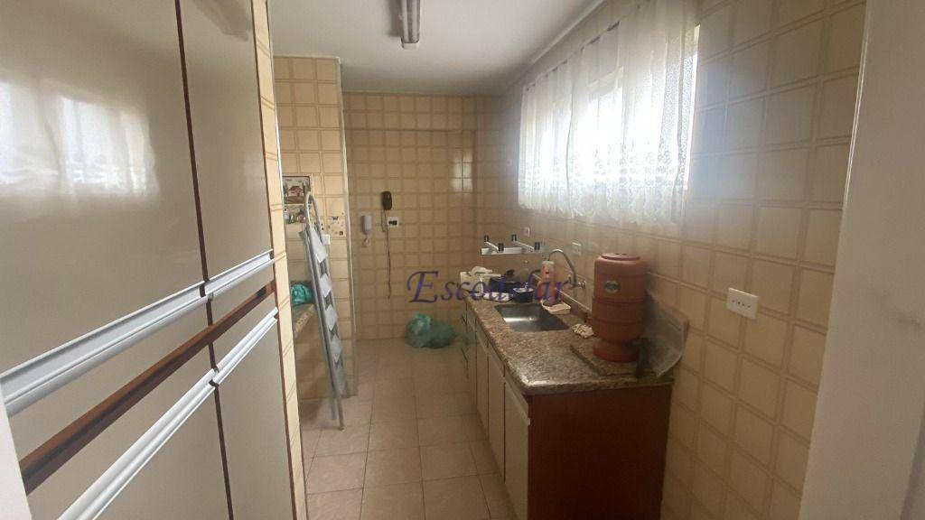 Apartamento à venda com 2 quartos, 62m² - Foto 11