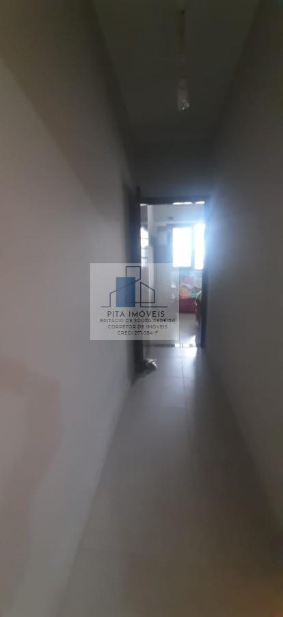 Casa à venda com 2 quartos, 157m² - Foto 13