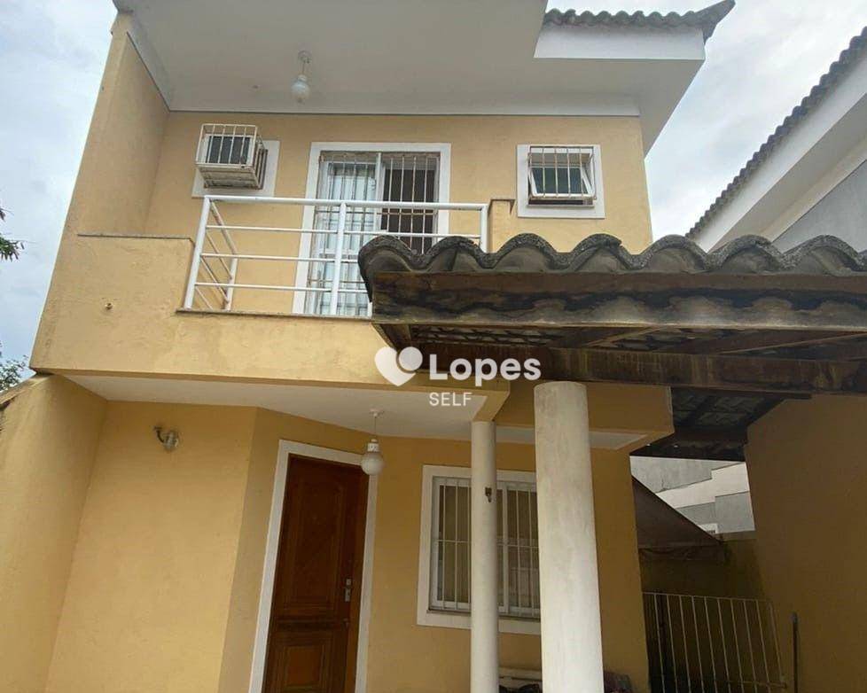 Casa à venda com 3 quartos, 142m² - Foto 2