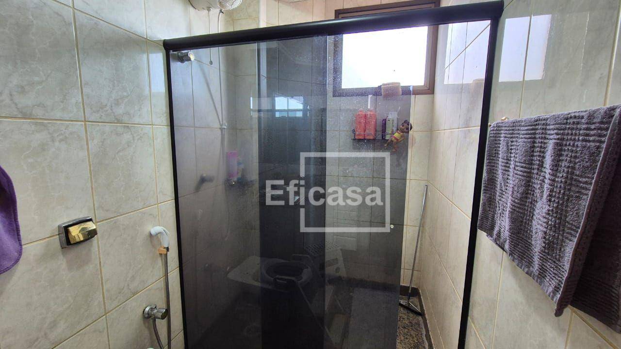 Cobertura à venda com 3 quartos, 260m² - Foto 1