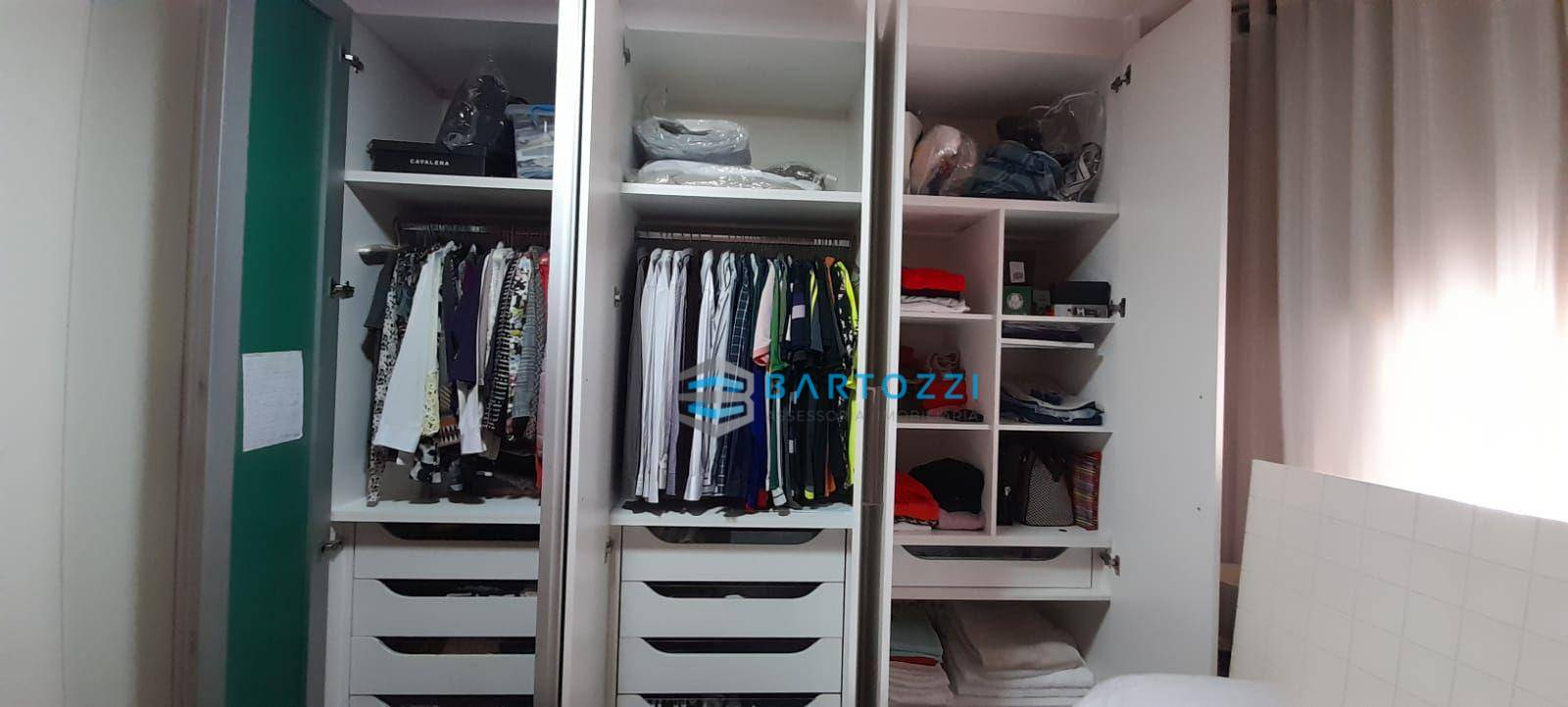 Apartamento à venda com 2 quartos, 80m² - Foto 18