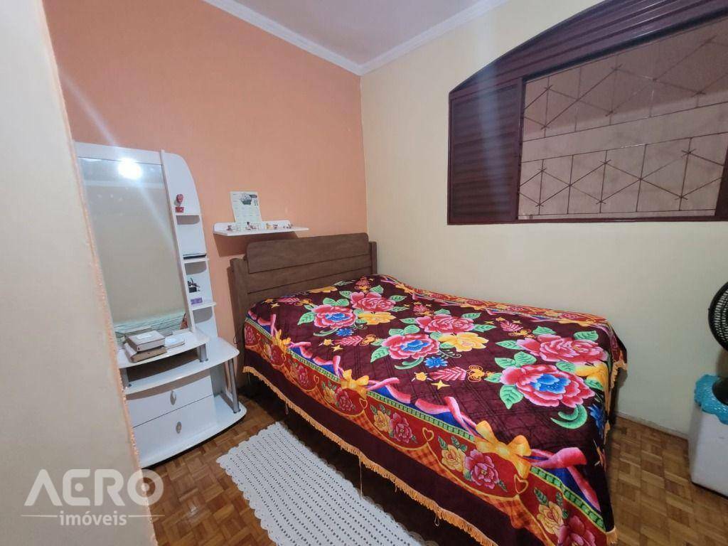 Casa à venda com 2 quartos, 80m² - Foto 21