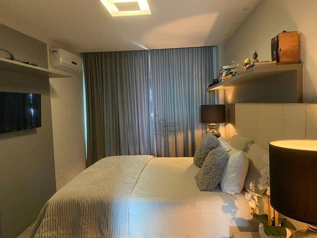 Apartamento à venda com 3 quartos, 224m² - Foto 10