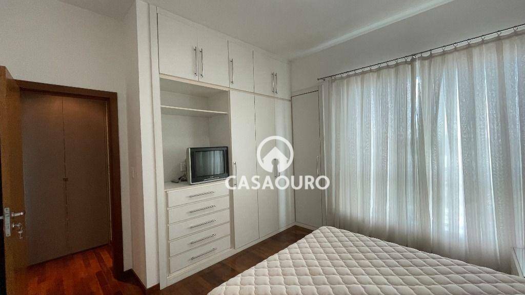 Apartamento para alugar com 1 quarto, 62m² - Foto 12