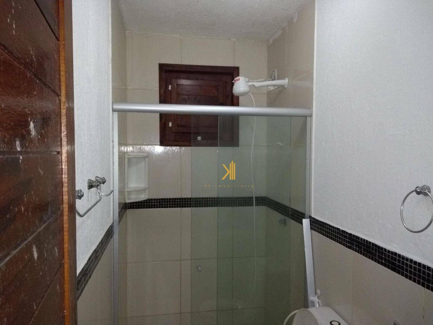 Casa à venda com 6 quartos, 300m² - Foto 15