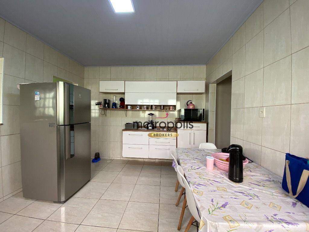 Casa à venda com 3 quartos, 160m² - Foto 11