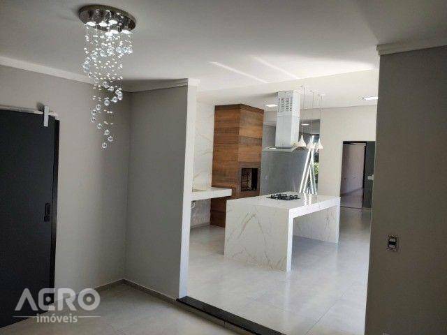 Casa à venda e aluguel com 3 quartos, 220m² - Foto 10