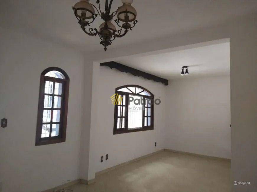 Casa à venda com 3 quartos, 130m² - Foto 52