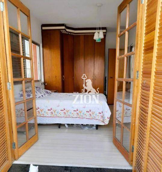 Sobrado à venda com 3 quartos, 300m² - Foto 8