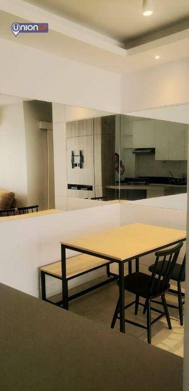 Apartamento à venda com 2 quartos, 66m² - Foto 4