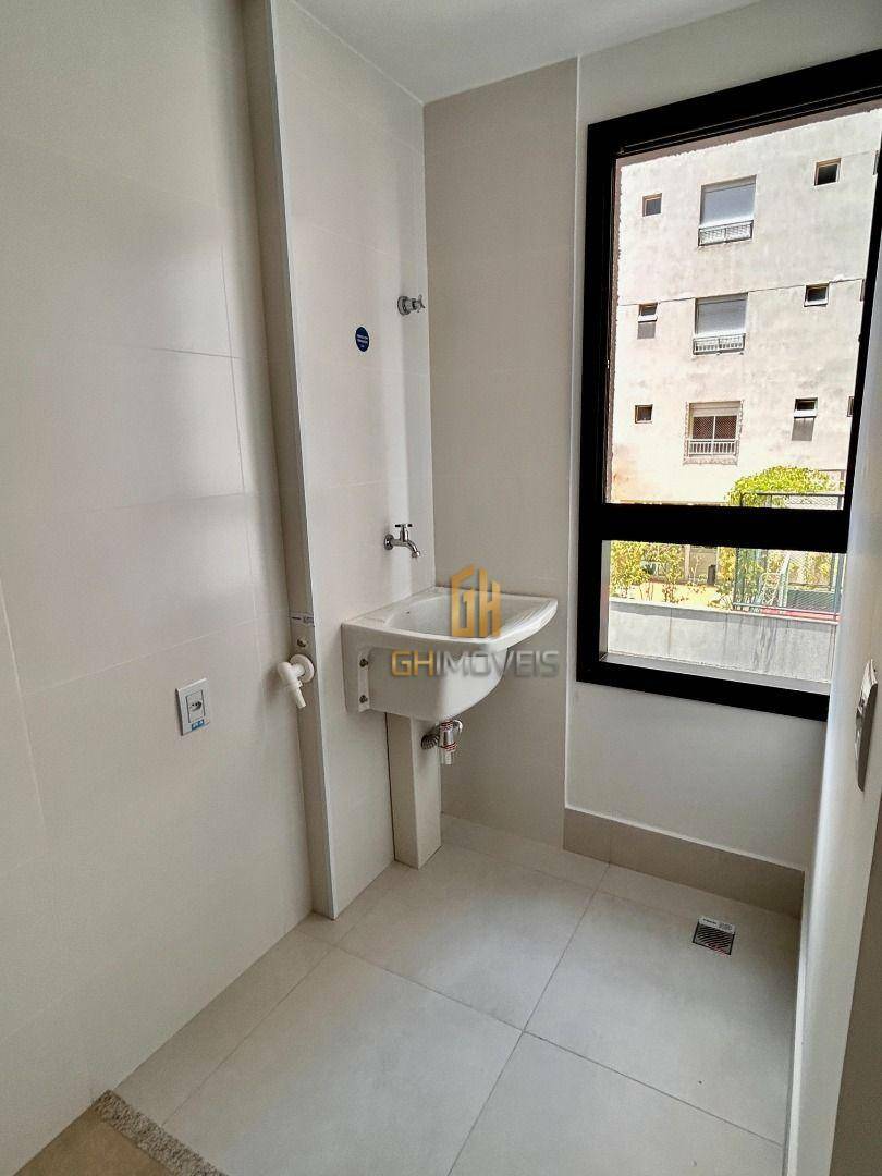 Apartamento à venda com 2 quartos, 68m² - Foto 13