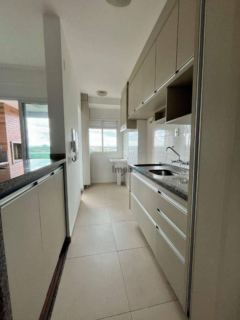 Apartamento para alugar com 3 quartos, 69m² - Foto 2