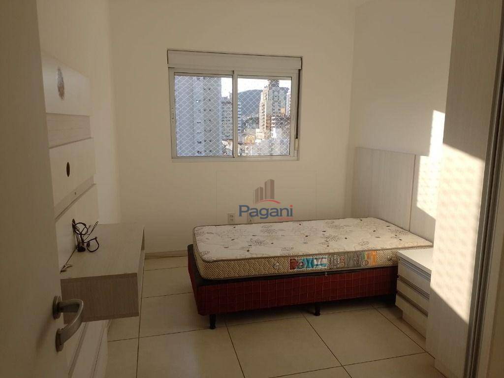 Apartamento para alugar com 2 quartos, 72m² - Foto 9