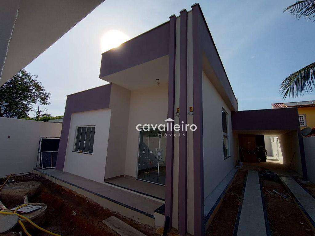 Casa à venda com 3 quartos, 131m² - Foto 1